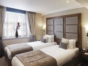 Wellington Hotel by Blue Orchid