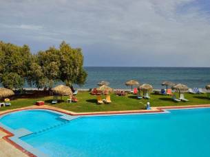 Colymbari Beach