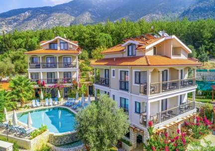 Perdikia Hill Family Resort