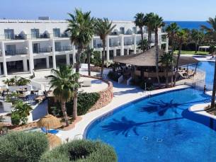 Hotel Cabogata Jardín