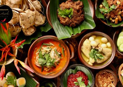 Afhalen: 3-gangen feestdagendiner met luxe rijsttafel bij Restaurant Indisch Geluk