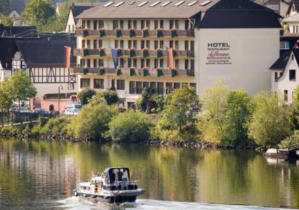 Ontdek de charme van de Moezelvallei nabij Cochem incl. ontbijt, GRATIS parkeren & toegang tot de wellness