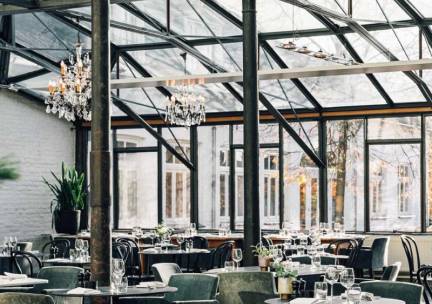 Verblijf in een uniek 13e-eeuws 4*-kasteelhotel in Limburg incl. ontbijt en 2-gangendiner!