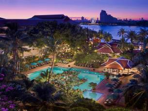 Anantara Bangkok Riverside Resort and Spa