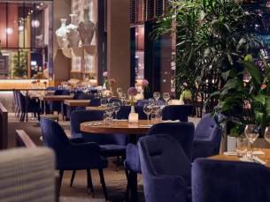 Luxe 4*-hotel met SKYBAR in Leeuwarden