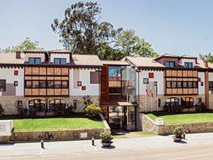 Hotel Cuevas