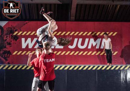 Entree Jumpen bij De Riet Indoor Entertainment