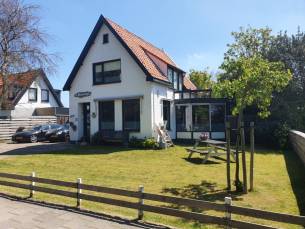 Tweepersoons kamer 02 met gedeelde badkamer