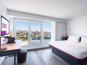Yotel Porto