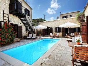 Leonidas Village