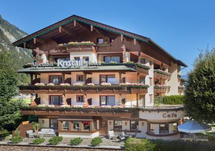 Geniet van een onvergetelijk verblijf in een luxe 4*-familiehotel in het schilderachtige Mayrhofen incl. ontbijt en wellness!