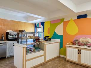 Treasure Beach Art Hotel
