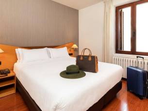 Hotel De l'Isard (LO)