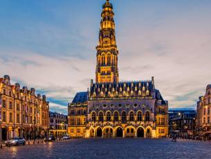 FLASHDEAL! ⚡ Verblijf in een 4*-hotel in de historische & sfeervolle stad Arras in Noord-Frankrijk incl. ontbijt, 2-gangendiner, late check-out & GRATIS parkeren!