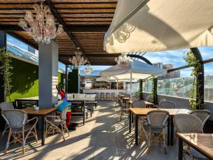 Mariposa Hotel
