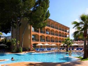 Valentin Somni Hotel & Suites