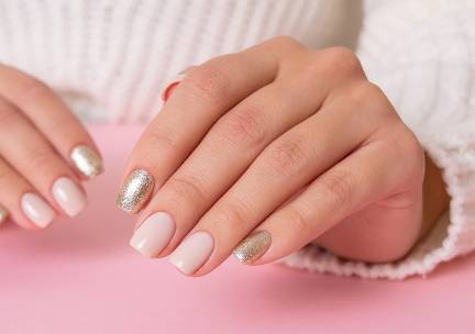 Gellak of BIAB-behandeling