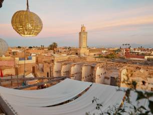 Rondreis Marrakech, Sahara en Fez incl. vlucht, ontbijt en een diner