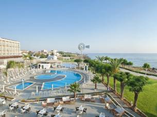 Pernera Beach Hotel