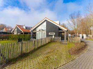 Zonnedorp 1 Solskin Renesse | Beach Holiday in Modern Holiday Home