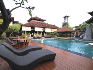 Bakungs Beach Cottages