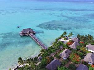 Reef En Beach Resort
