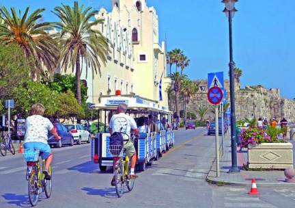 Excursie & Armonia Holiday Village