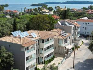 Zisis Suites