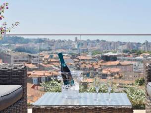 4*-stedentrip naar Porto met dakterras!