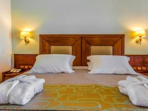 Kipriotis Maris Suites