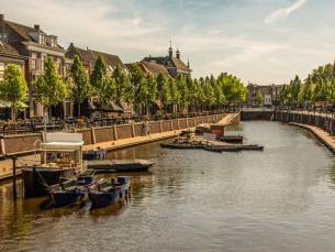 WINTERDEAL! Comfort of Deluxe kamer in een GLOEDNIEUW wellness hotel in Roosendaal incl. ontbijt