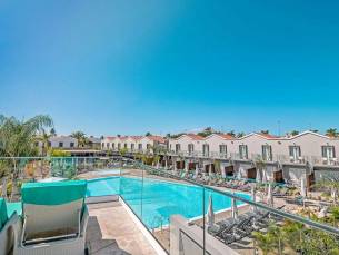 Hotel Livvo Los Calderones
