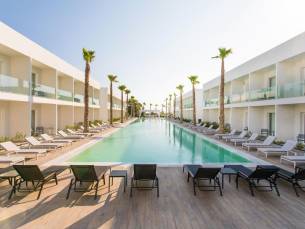 White Dreams Resort