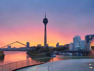 4*-SUPERIOR HOTEL met SAUNA in Neuss met uitstekende verbinding naar Düsseldorf incl. ontbijt ????