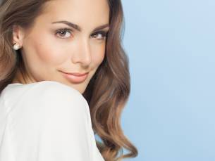 Gezichtsbehandeling (60 min), PMU-behandeling naar keuze of henna brows