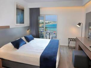 Hotel Okeanos Beach