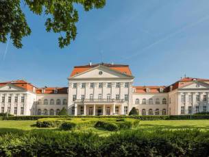 Austria Trend Schloss Wilhelminenberg