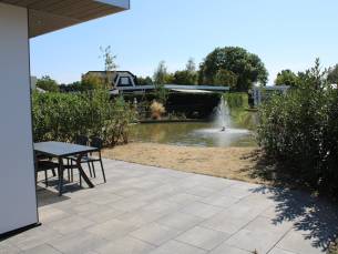 Moderne vakantiewoning voor 4 personen op de Rhederlaagse Meren
