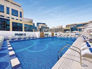 8 daagse vliegvakantie naar Doubletree by Hilton Dubai Business Bay in dubai, verenigde arabische emiraten