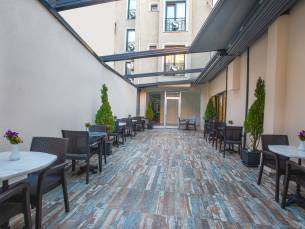 Sim Hotel