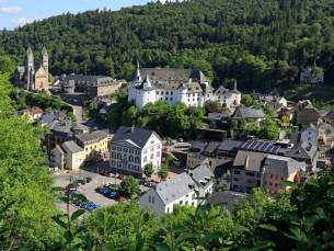 Heerlijke MINIVAKANTIE Luxemburgse Ardennen: Ontsnap 4 dagen naar een sfeervol hotel aan de voet van Kasteel Clervaux incl. ontbijt en gratis toegang tot de uitgebreide wellness!