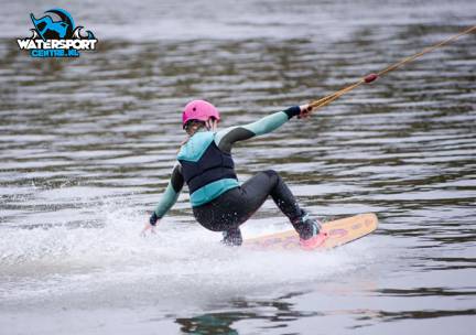 1 uur A2 beginnersbaan + instructeur&nbsp;bij Watersportcentre Veendam