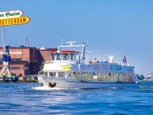 Rondvaart met gids door Rotterdam