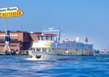 Rondvaart met gids door Rotterdam