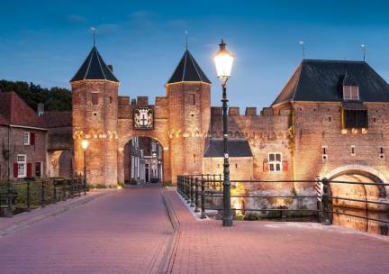 Geniet van een verblijf in een 4*-hotel in hartje Amersfoort incl. ontbijt en NS treinretour