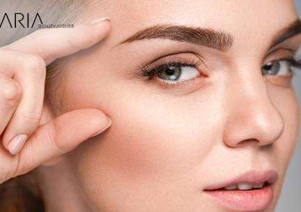 Wenkbrauwbehandeling naar keuze