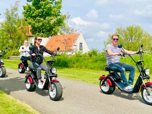 E-chopper huren (2 uur) bij Akkermans Leisure & Golf