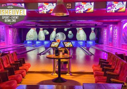1 uur bowlen (max. 6 pers.) + bittergarnituur of nacho's