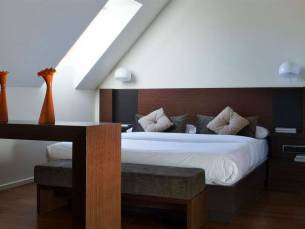 987 Design Prague Hotel