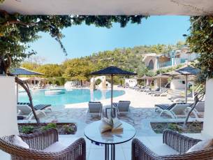 Luxe 5* vakantie op Chalkidiki in Nikiti incl. vlucht en o.b.v. halfpension